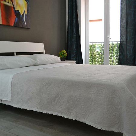 那不勒斯Angelas House公寓 外观 照片